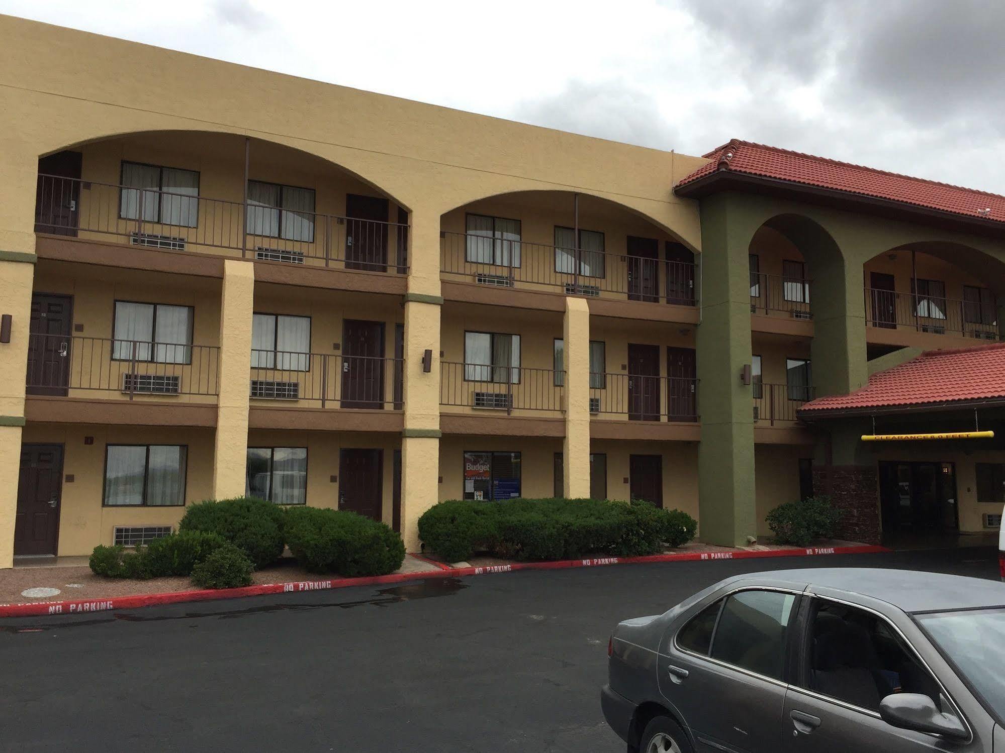 Quality Inn Airport East El Paso Bagian luar foto